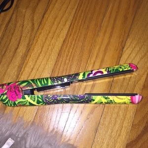 Fahrenheit hair straightener